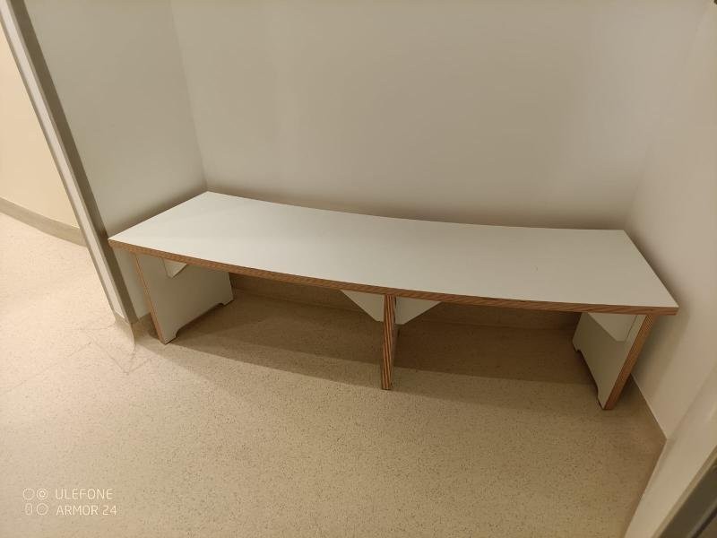 Praxis Einrichtung Holz Schenda (3)