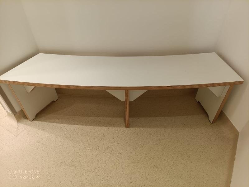 Praxis Einrichtung Holz Schenda (5)