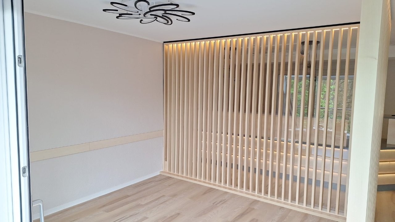 Praxis Einrichtung Holz Schenda (57)